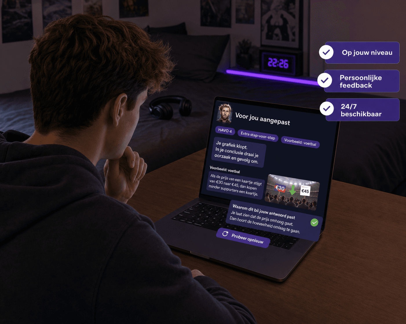 Een leerling werkt met AI-Tom op een laptop